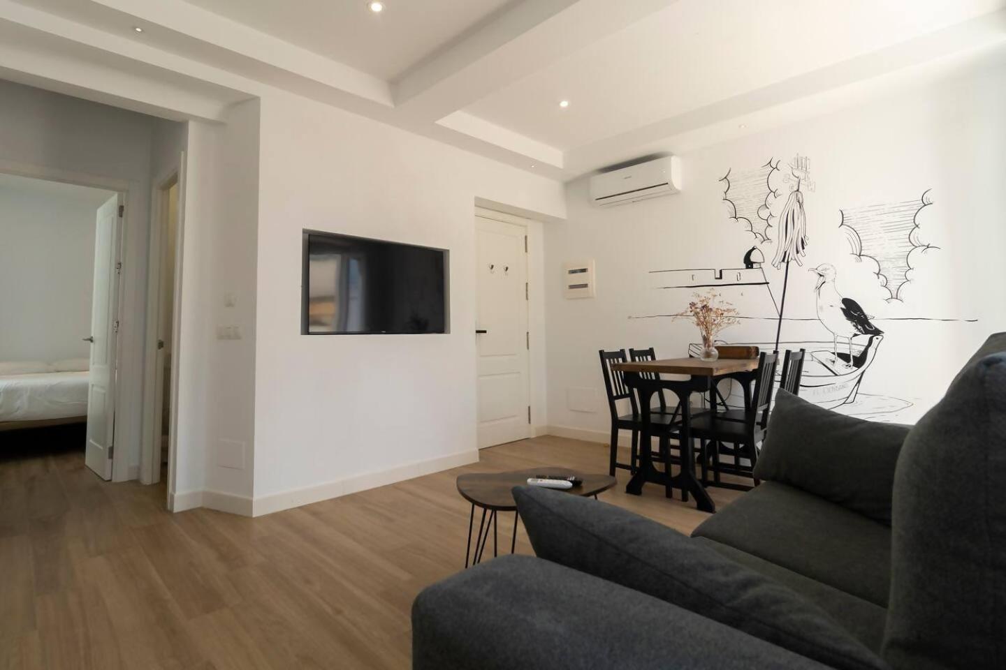 Apartamentos La Cruz Verde Cadiz Bilik gambar