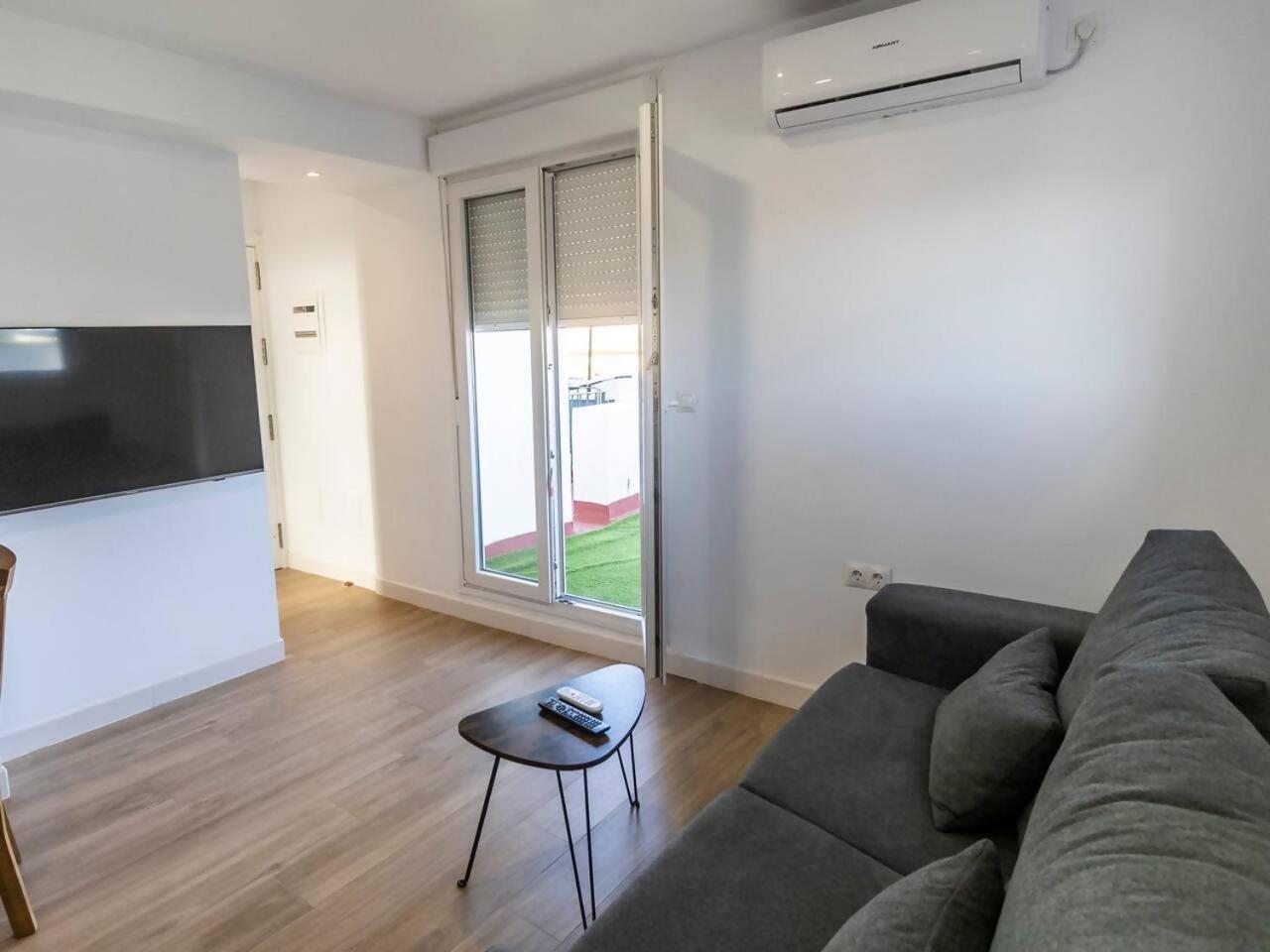 Apartamentos La Cruz Verde Cadiz Bilik gambar