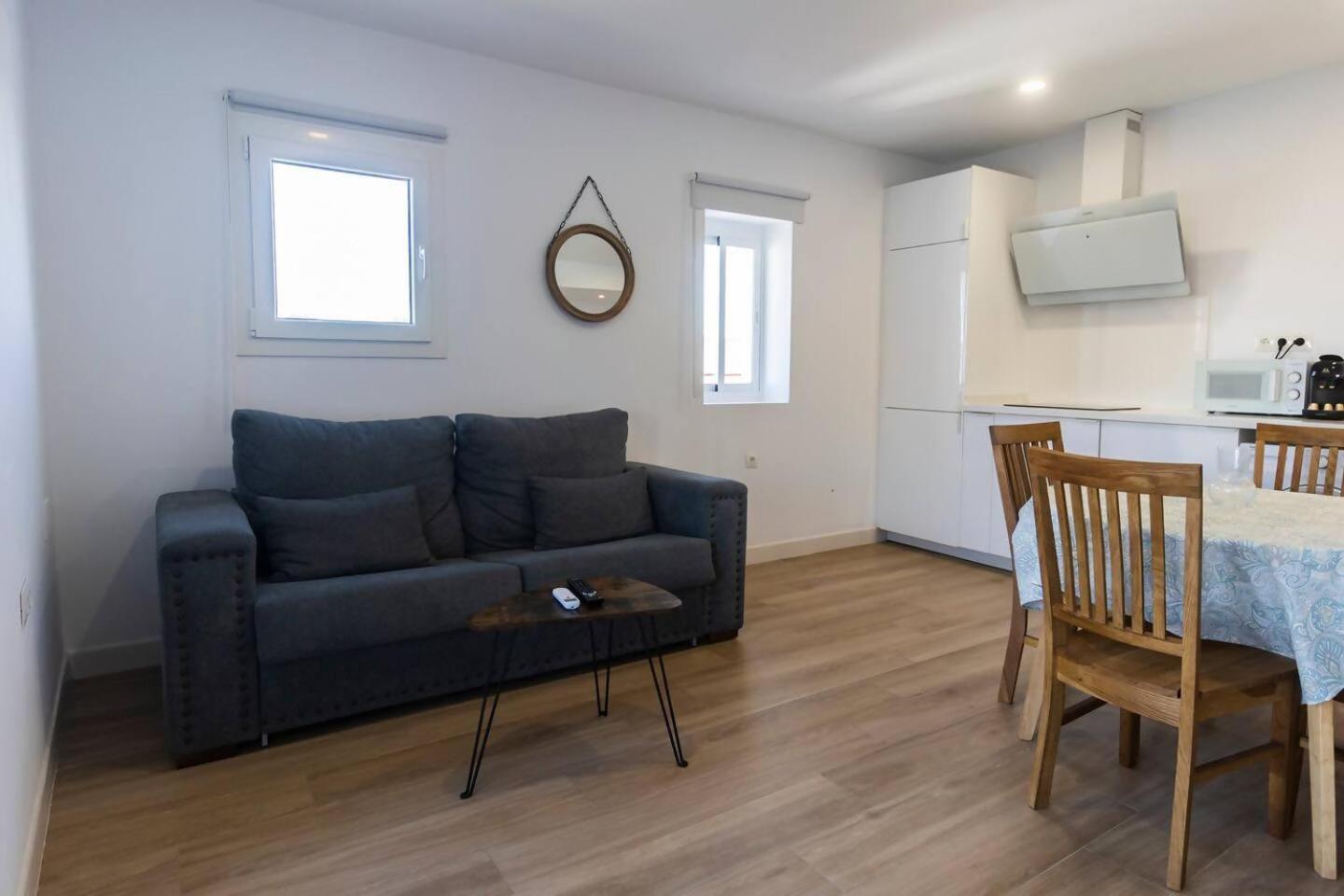 Apartamentos La Cruz Verde Cadiz Bilik gambar