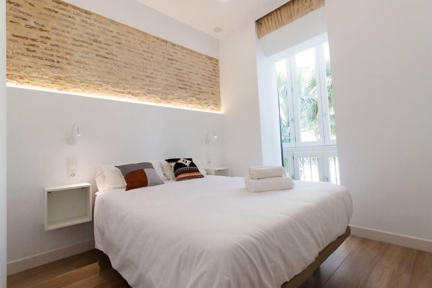 Apartamentos La Cruz Verde Cadiz Bilik gambar
