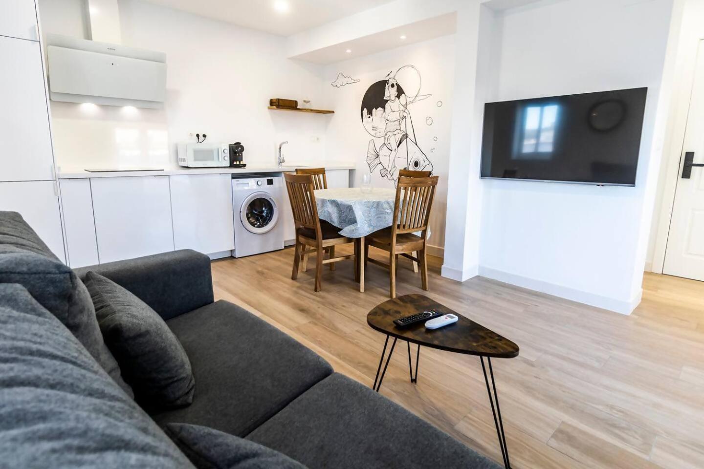 Apartamentos La Cruz Verde Cadiz Bilik gambar