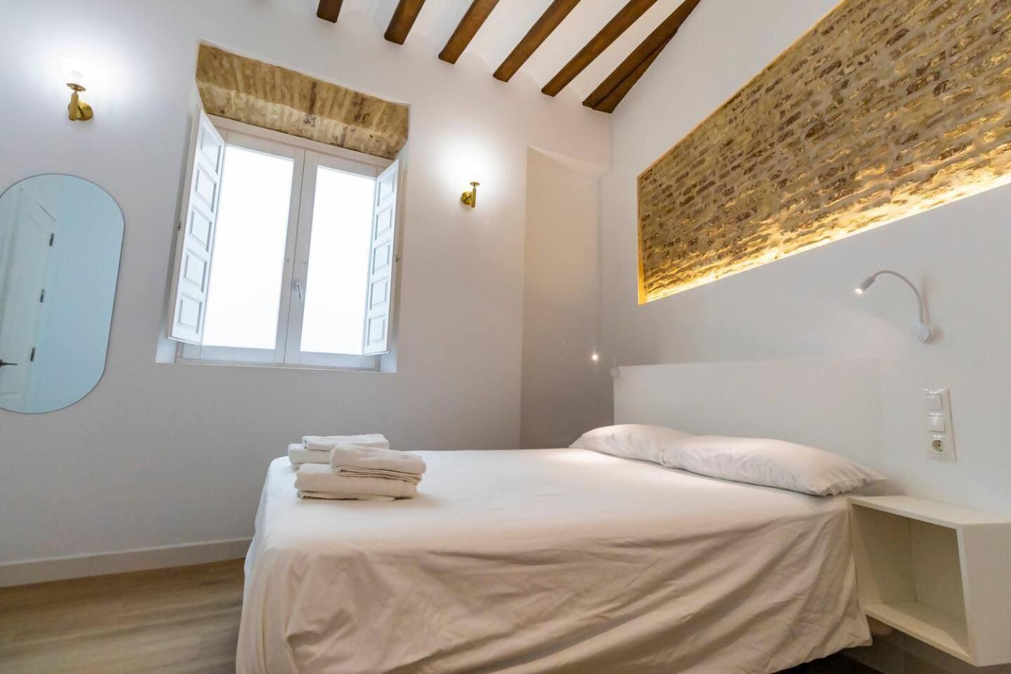 Apartamentos La Cruz Verde Cadiz Luaran gambar
